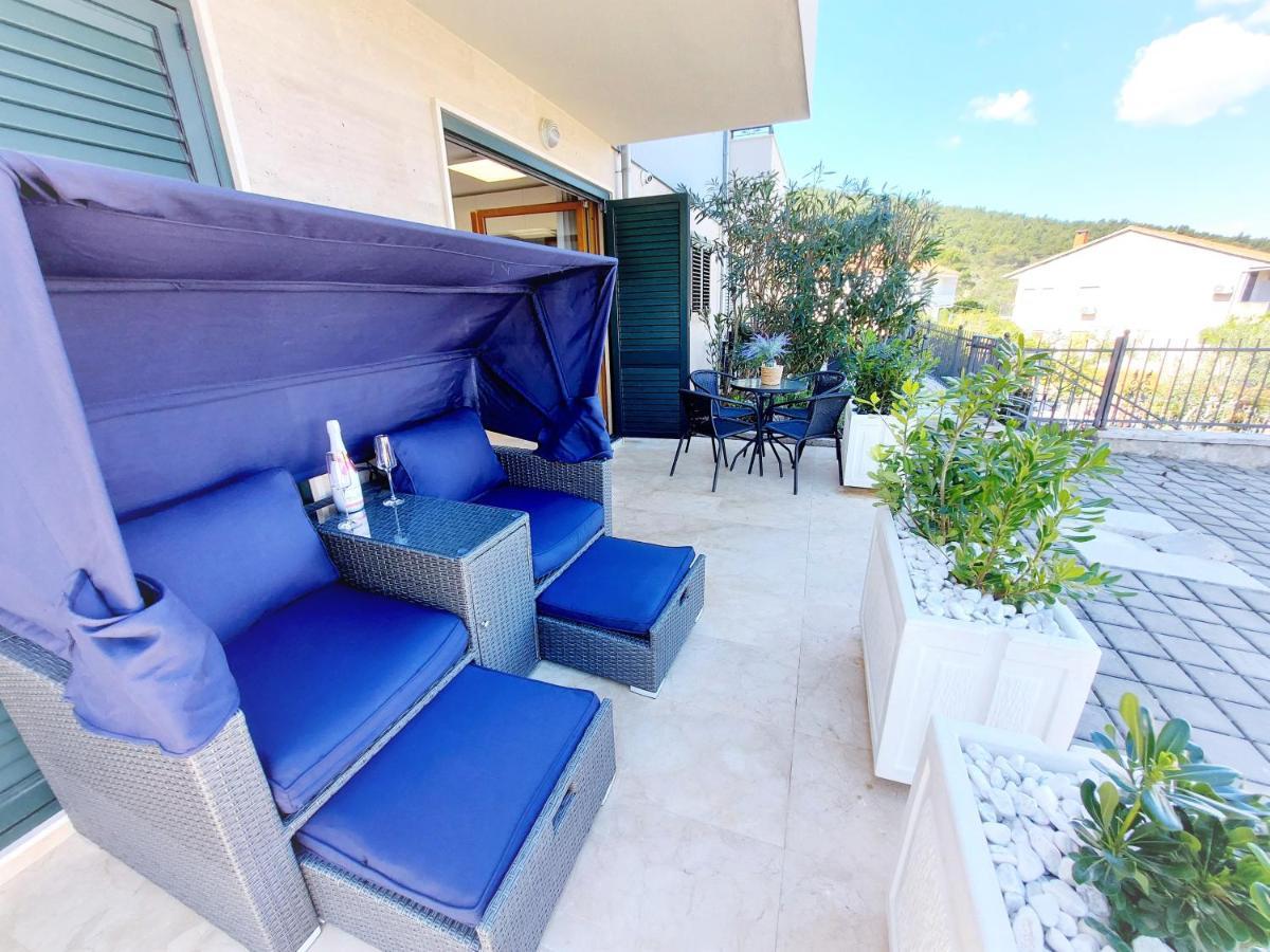 Apartment Emily สลาทิเน ภายนอก รูปภาพ